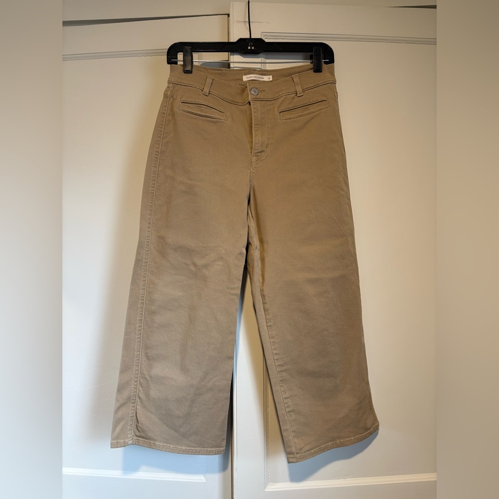 Levi’s Classic Wide Leg Crop Pants